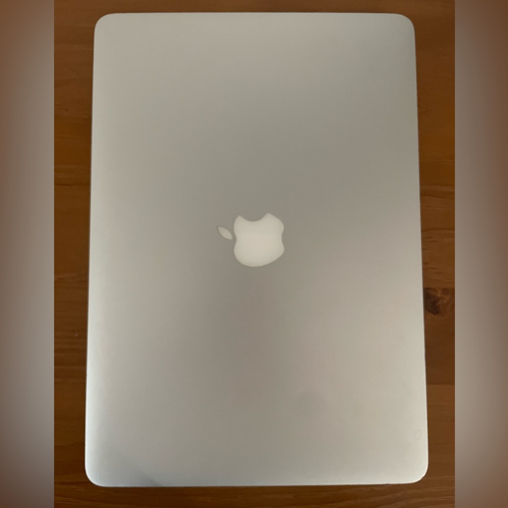 Apple MacBook Air 13" 2017 Laptop | Fully Wiped | Great Kids/Student Starter Mac